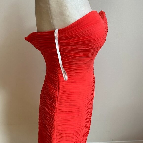 LAVISH Alice Strapless Coral Mini Dress BNWOT 4 Sweetheart Neck Pleated Chiffon - Picture 3 of 8